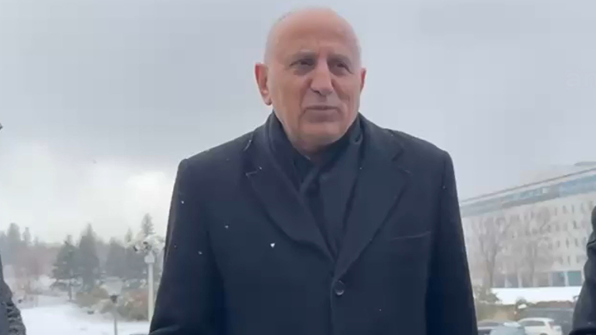 CHP'li Dursun Çiçek ön seçim için imza topluyor