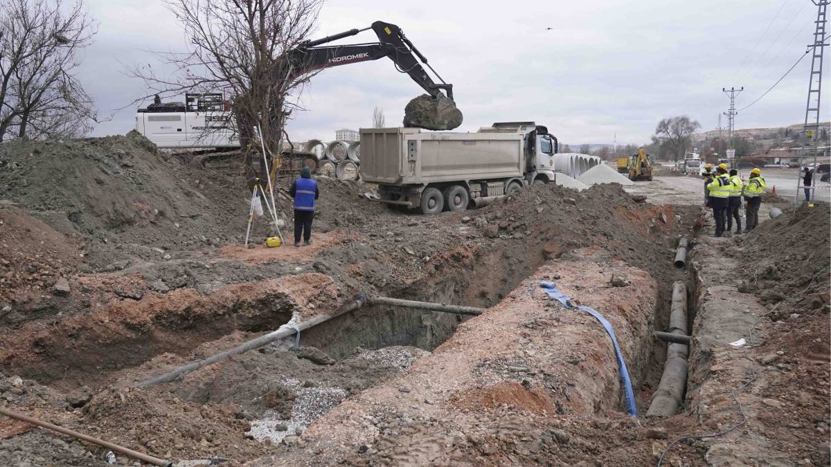 ASKİ, Uluç Ali Paşa Bulvarı’nda sel manzarasına son verdi