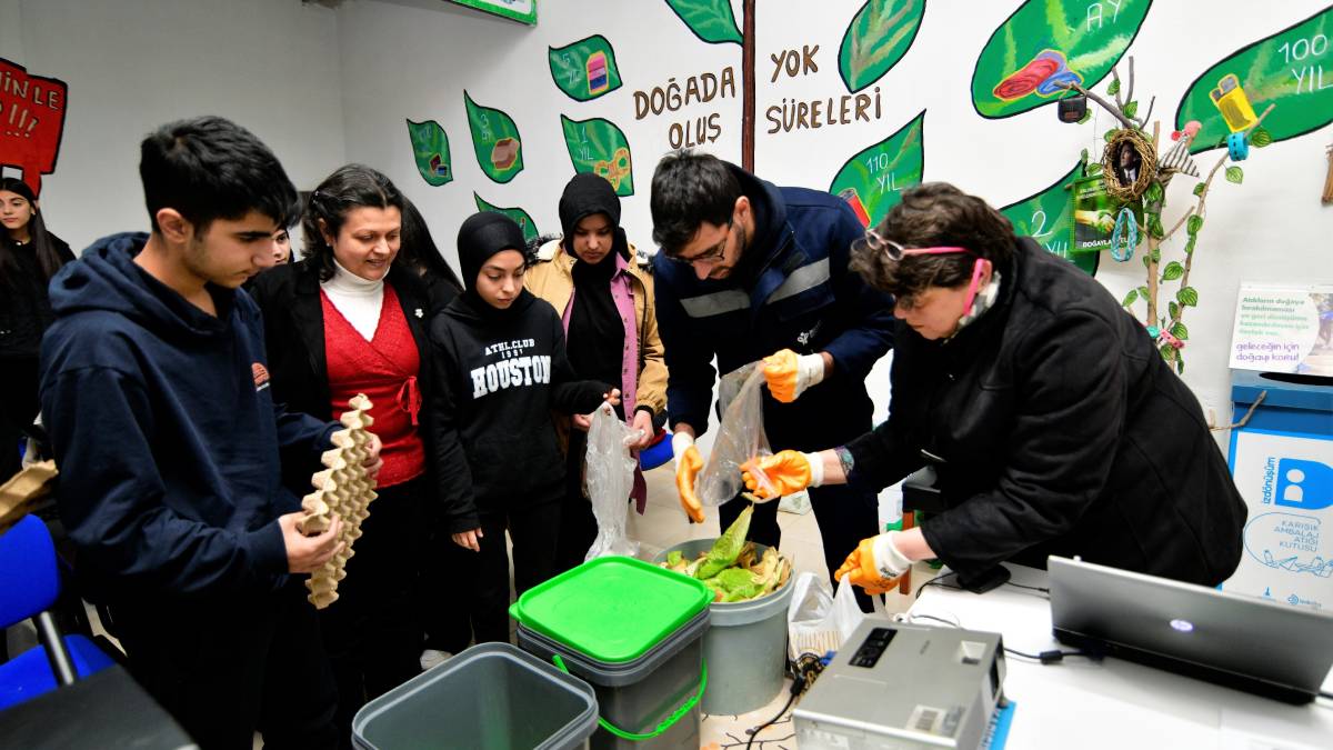 Bornova’da gençler için sürdürülebilir gelecek eğitimi