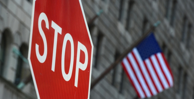 Dolar ABD'den gelen kötü haberle yıkıldı