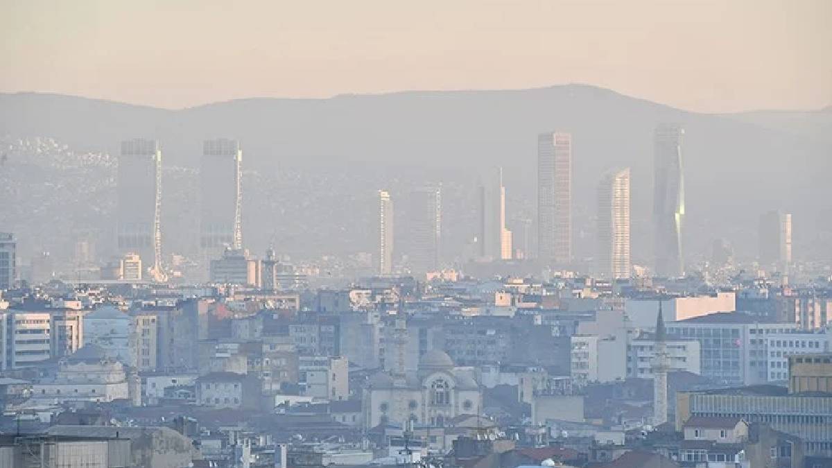 Uzmanlardan ‘kalitesiz yakıt, sanayi ve plansız yapılaşma’ uyarısı: Hava kirliliği sağlık riskini artırıyor