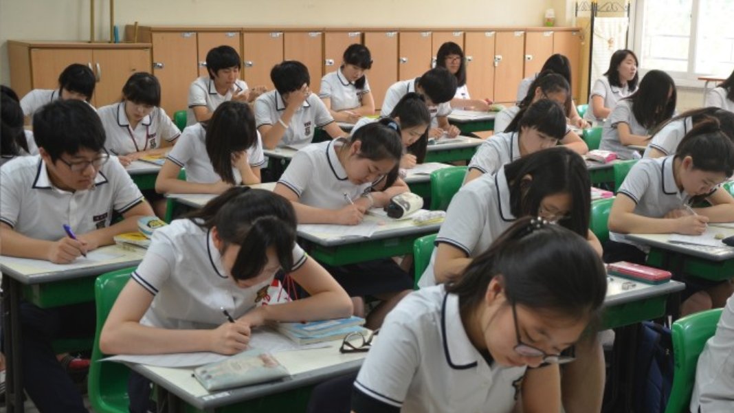 Güney Kore'nin kırsal kesimdeki 49 okul kapatılacak