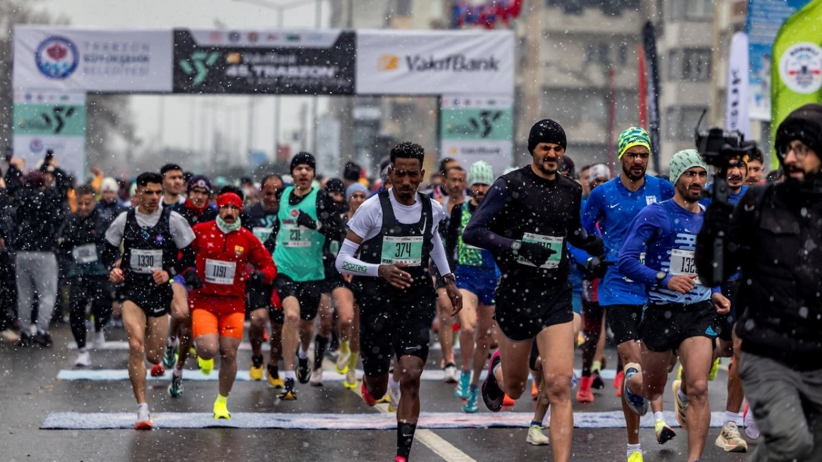 Vakıfbank 45. Uluslararası Trabzon Yarı Maratonu koşuldu