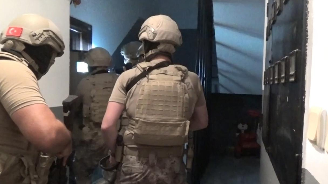 İstanbul'da IŞİD operasyonu: 59 gözaltı