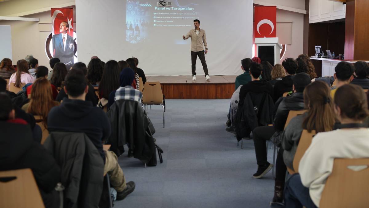 Mimarlık öğrencileri atölyede buluştu