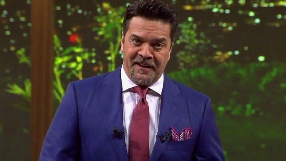 'Beyaz Show' için tarih verdi: Yıllar sonra ekranlara dönüyor