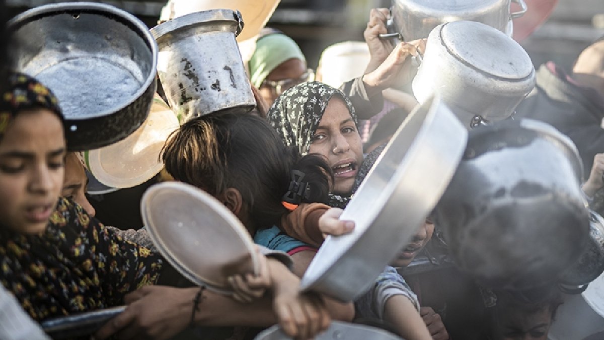 BM yetkilileri ‘Dünya ciddi zorluklarla karşı karşıya’ diyerek duyurdu: 300 milyondan fazla kişi insani yardıma muhtaç