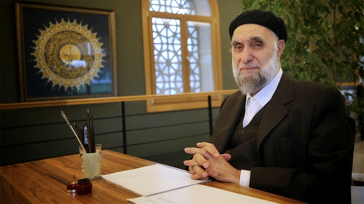 Hattat Hasan Çelebi hayatını kaybetti