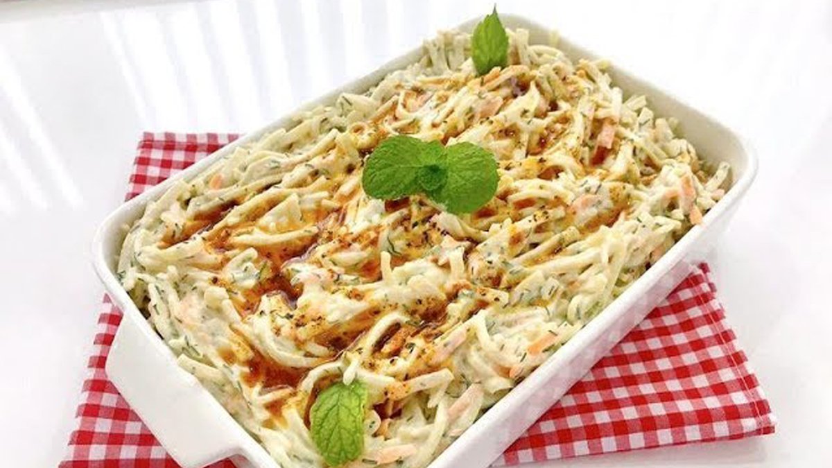 Diyetisyenler bu salatayı öneriyor: Cayır cayır yağ yakan tavuklu göbek salatası... Gün boyu tok tutuyor