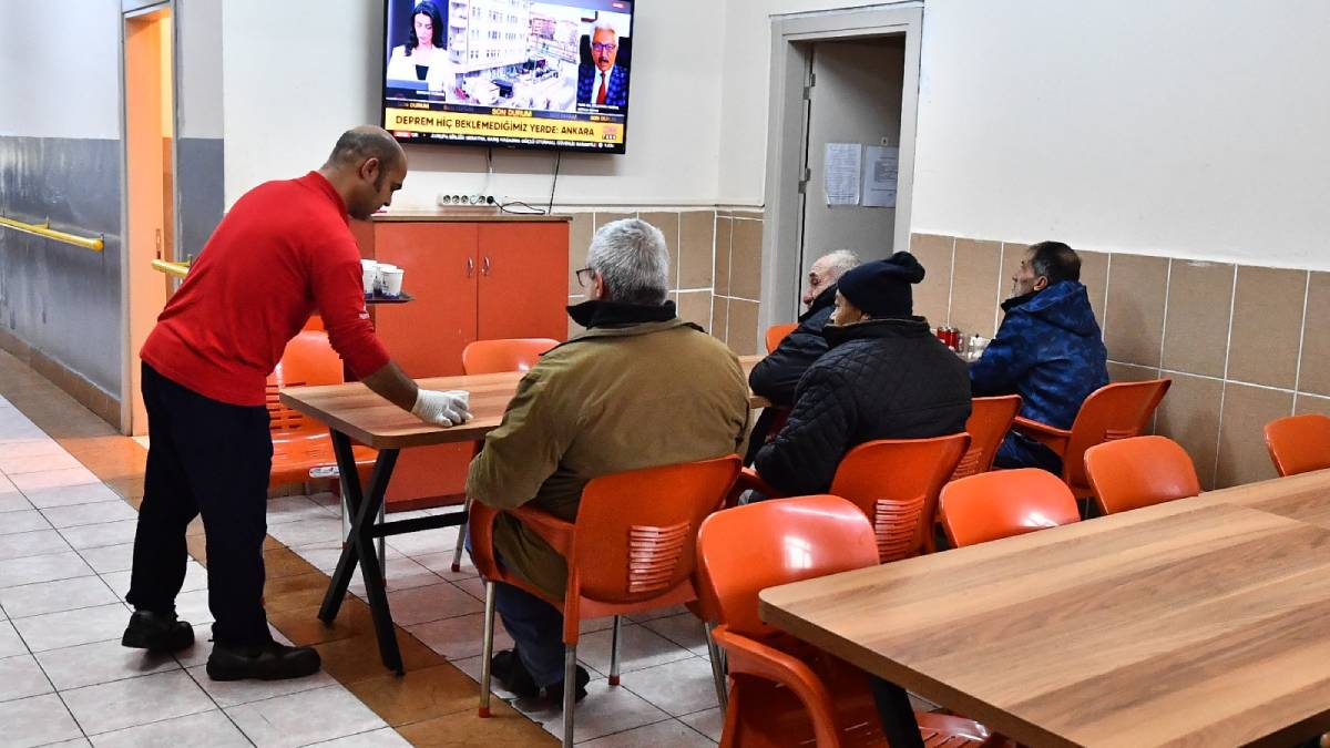 Bu konuk evinin kapıları 24 saat açık... Kimse sokakta kalmayacak!