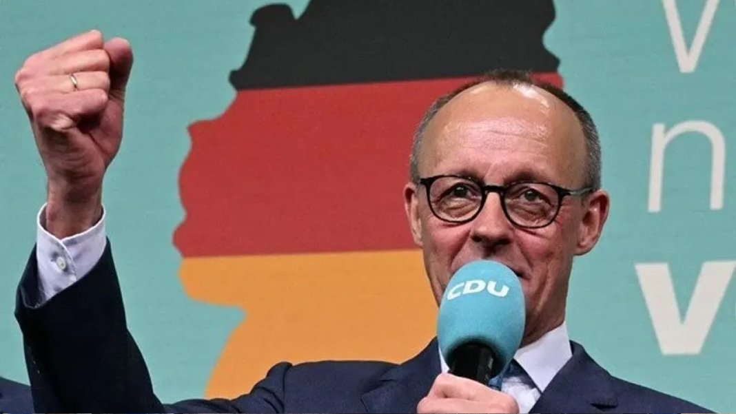 Almanya'da genel seçimi kazanan Merz'in, Netanyahu'yu davet etmesi eleştiriliyor