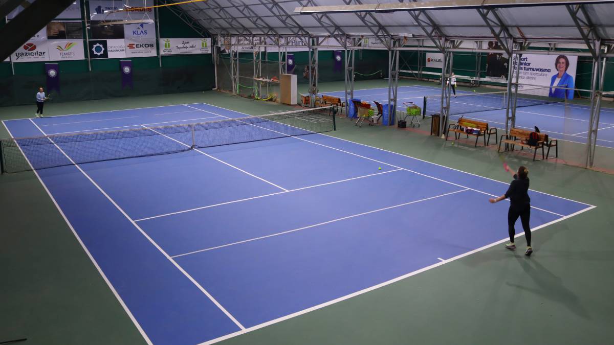 8 Mart Kadınlar Tenis Turnuvası büyük heyecana sahne oluyor