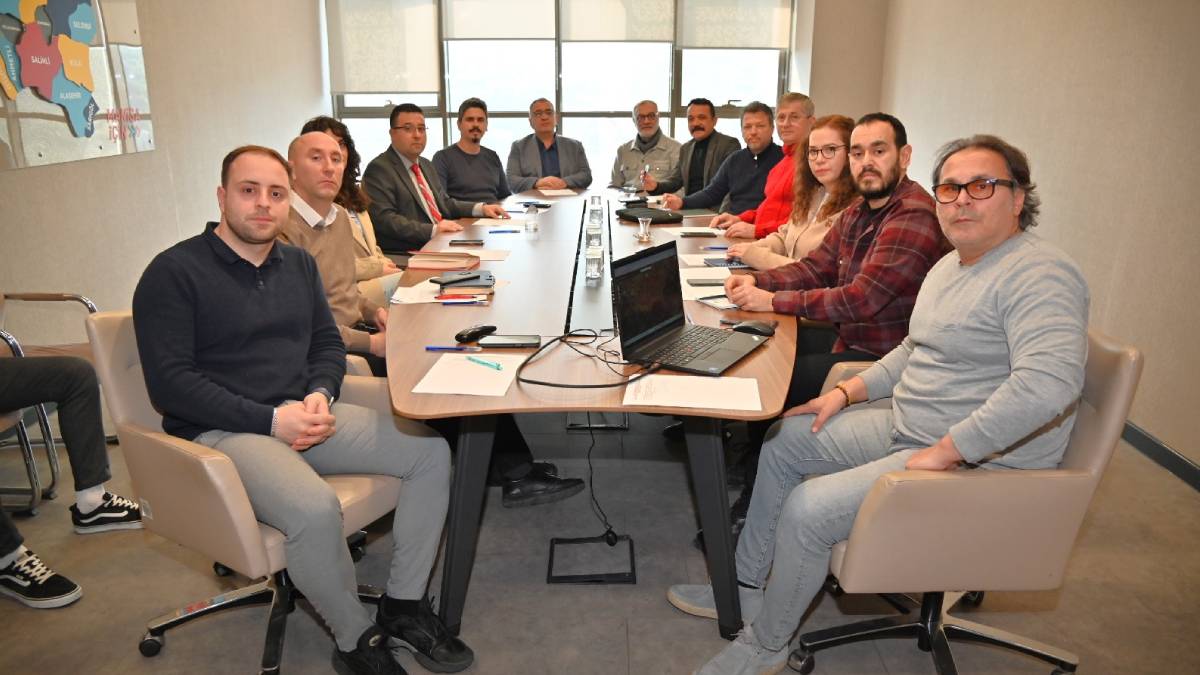 Büyükşehir, deprem ve doğal afetlere karşı önlemleri görüştü