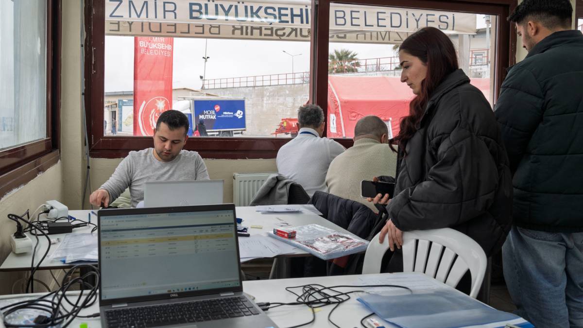 İzmir İtfaiyesi’ne 154 memur alınacak