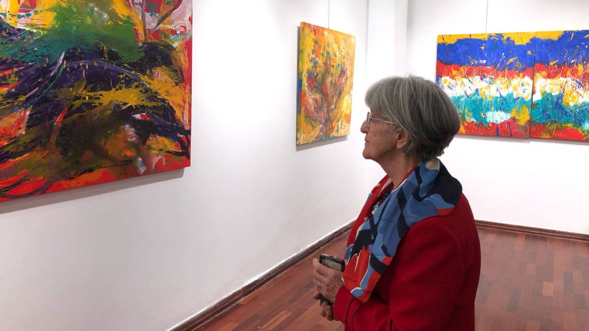 Slovenyalı ünlü sanatçı ve restoratör Mira Ličen, eserleriyle İzmir’de