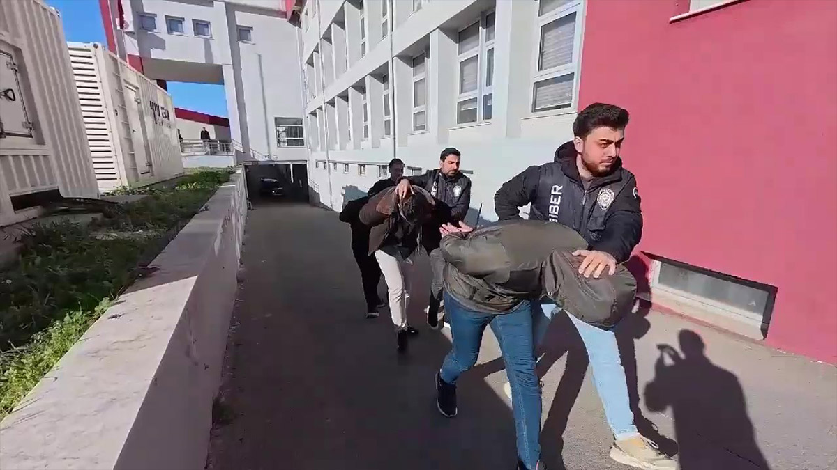 Günde 2 milyon kazanıyorlarmış... Adana'da bahis çetesi çökertildi