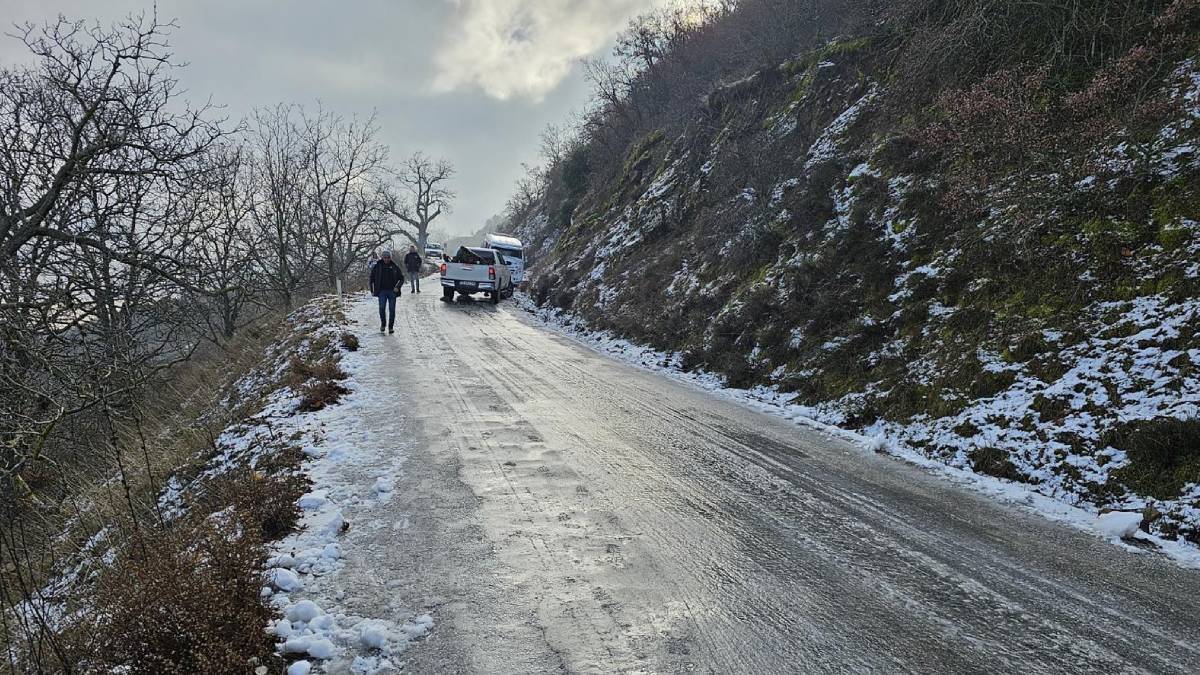 İzmir’in dağlarında  kar teyakkuzu