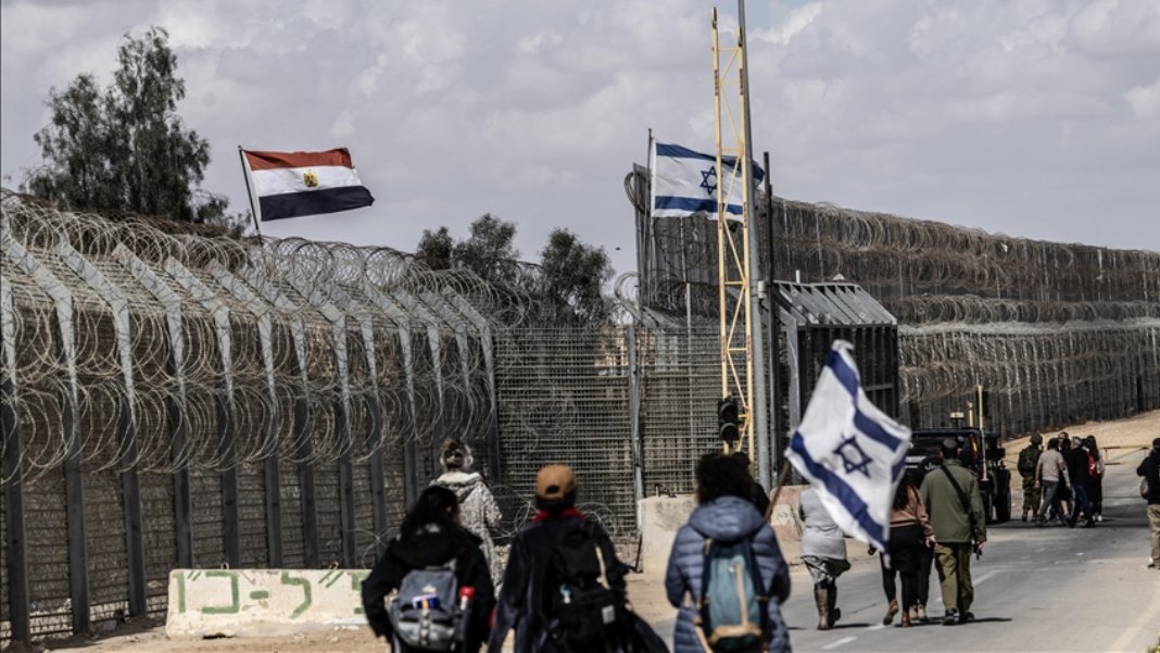 İsrail, Gazze'deki Philadelphi Koridoru'ndan çekilmeyi geciktiriyor