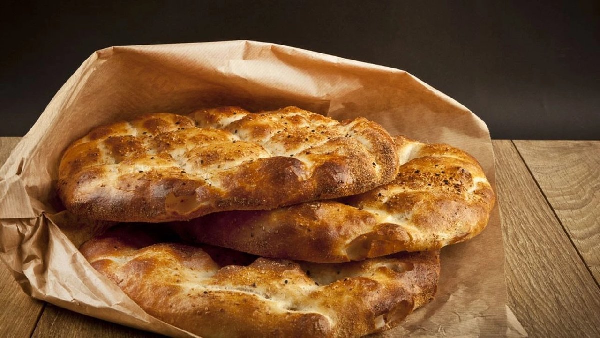 Antalya'da ramazan pidesinin fiyatı belli oldu