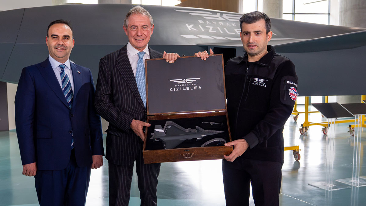Avrupa’nın İHA gücü artacak... Financial Times: Baykar ve İtalyan devi ortaklık için anlaşıyor