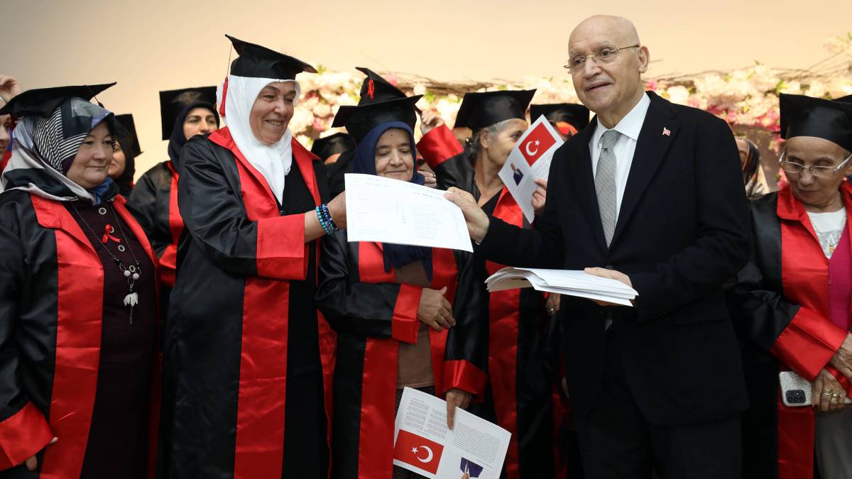 7 bin kadın okuma yazma öğrendi