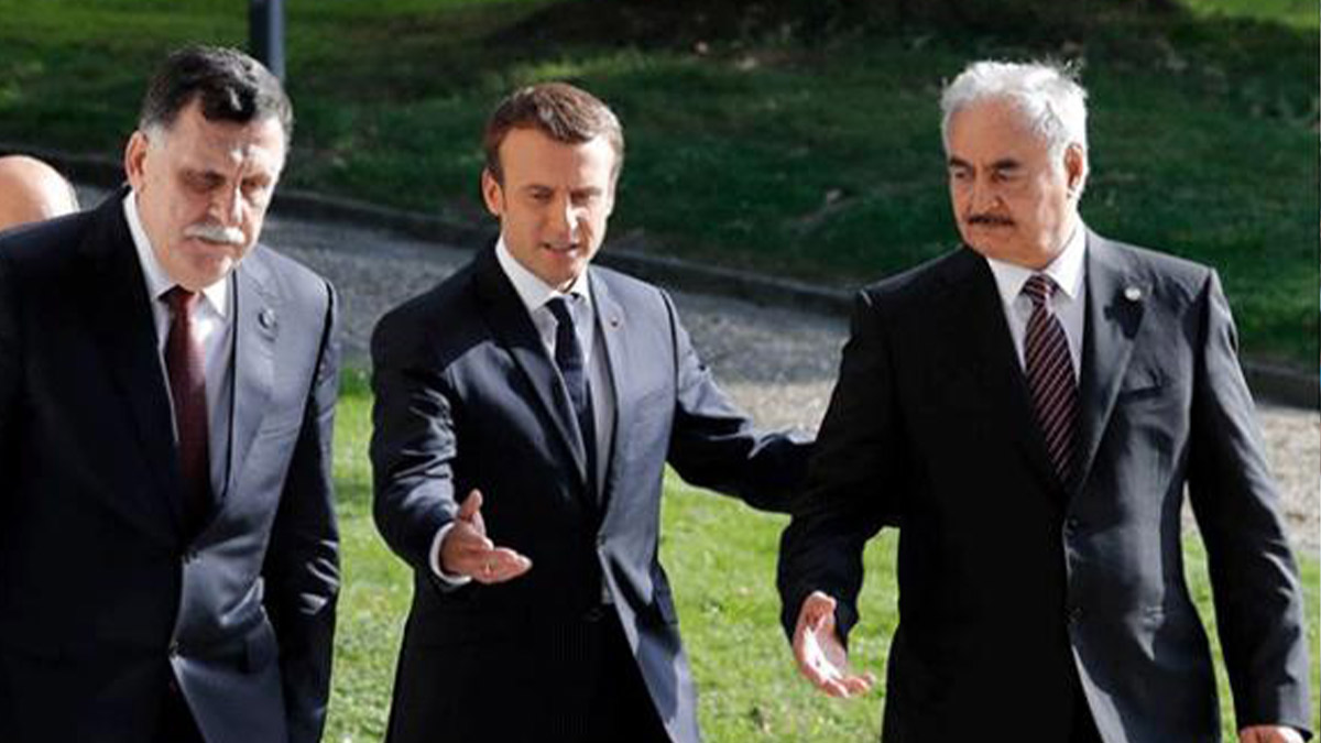 Macron, Paris'te Hafter'le görüştü