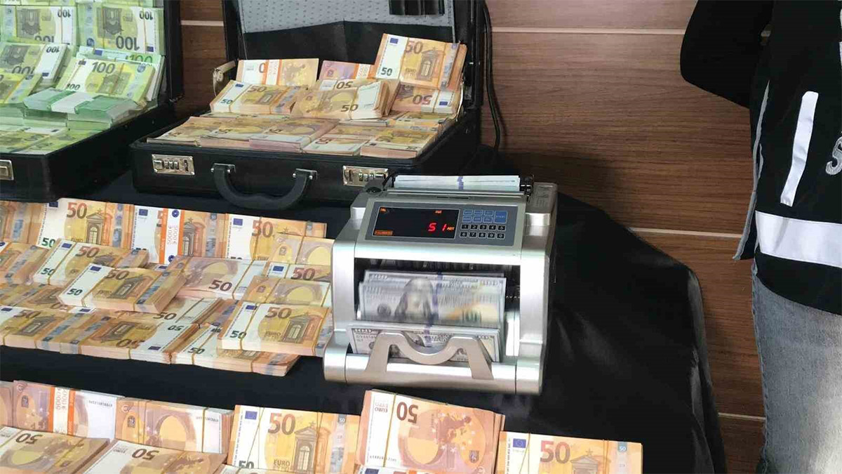 İstanbul merkezli sahte para operasyonu: Milyonlarca dolar ve euro ele geçirildi