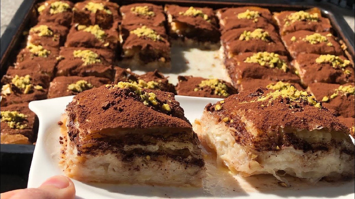 Daha kolayı yok! Her katı çıtır çıtır oluyor, hazırlarına taş çıkarıyor! İşte en pratik soğuk baklava tarifi…