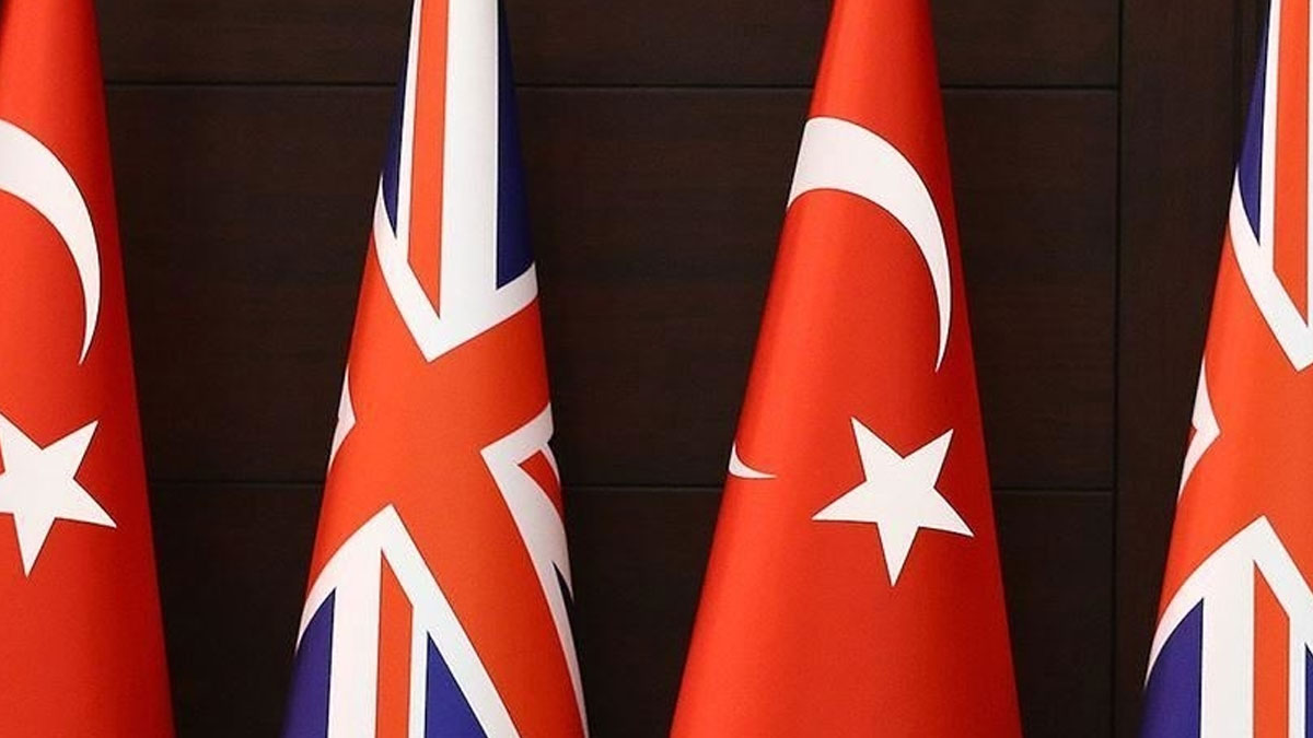 Türkiye ile İngiltere Suriye masası kuruyor