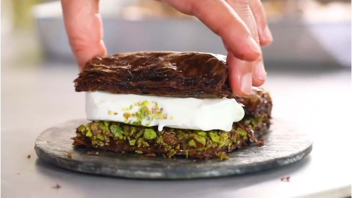 Golf Maraşım’dan ramazan sofralarınaenfes çikolatalı baklava tarifi