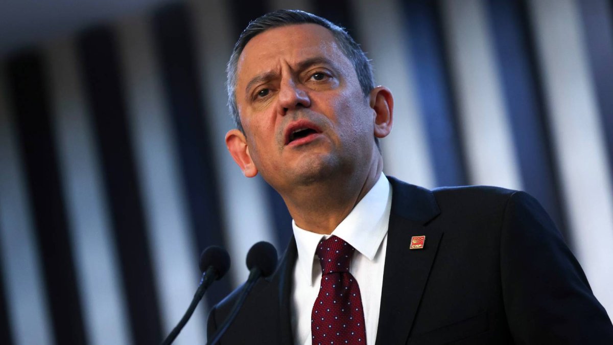 Özel’den Sosyalist Enternasyonal’e Trump çağrısı: Fütursuz davranışlara karşı net bir tavır sergilenmeli