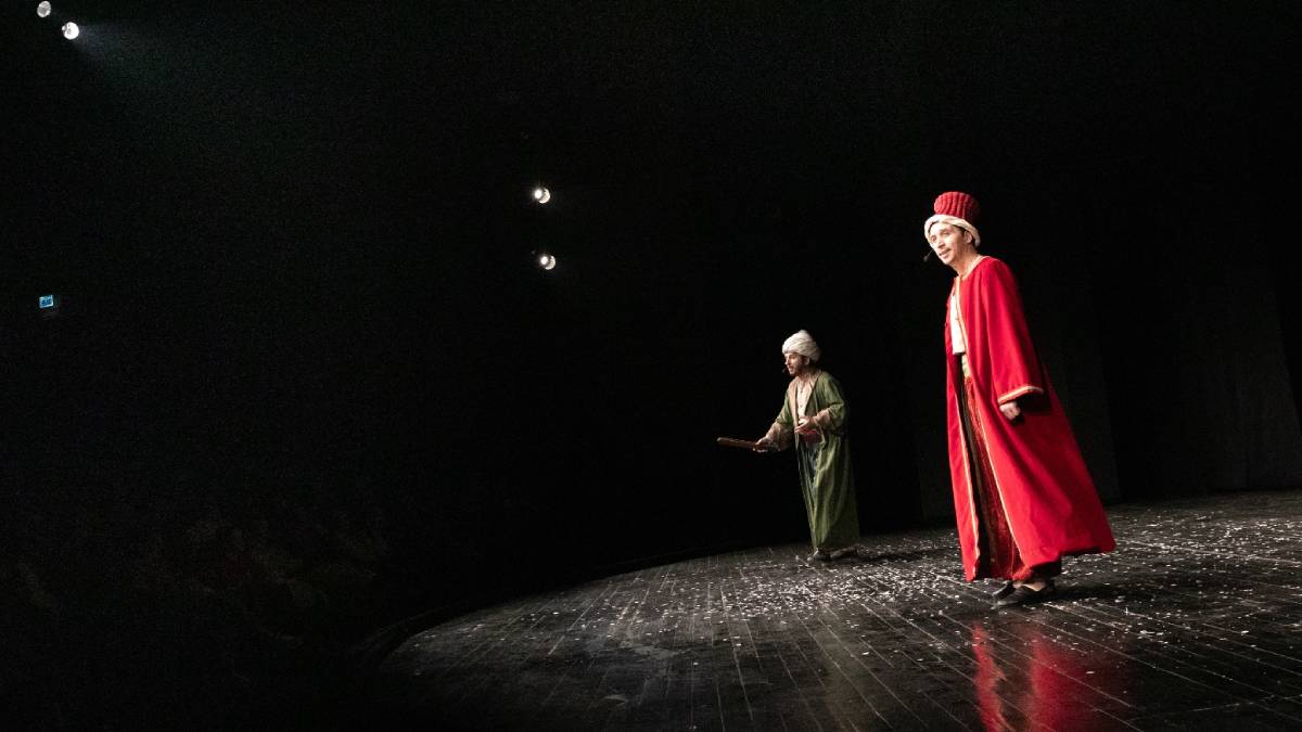 “Demokrasi Gemisi” demir aldı