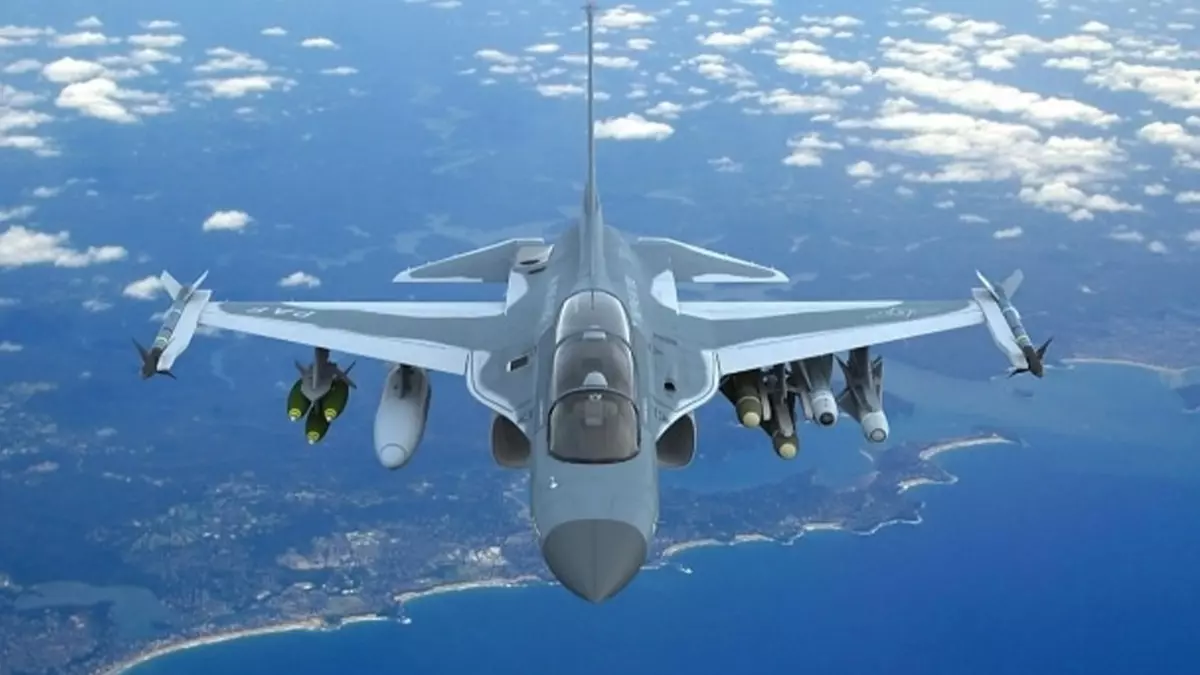 Filipinler Hava Kuvvetlerine ait savaş uçağı tatbikat esnasında kayboldu