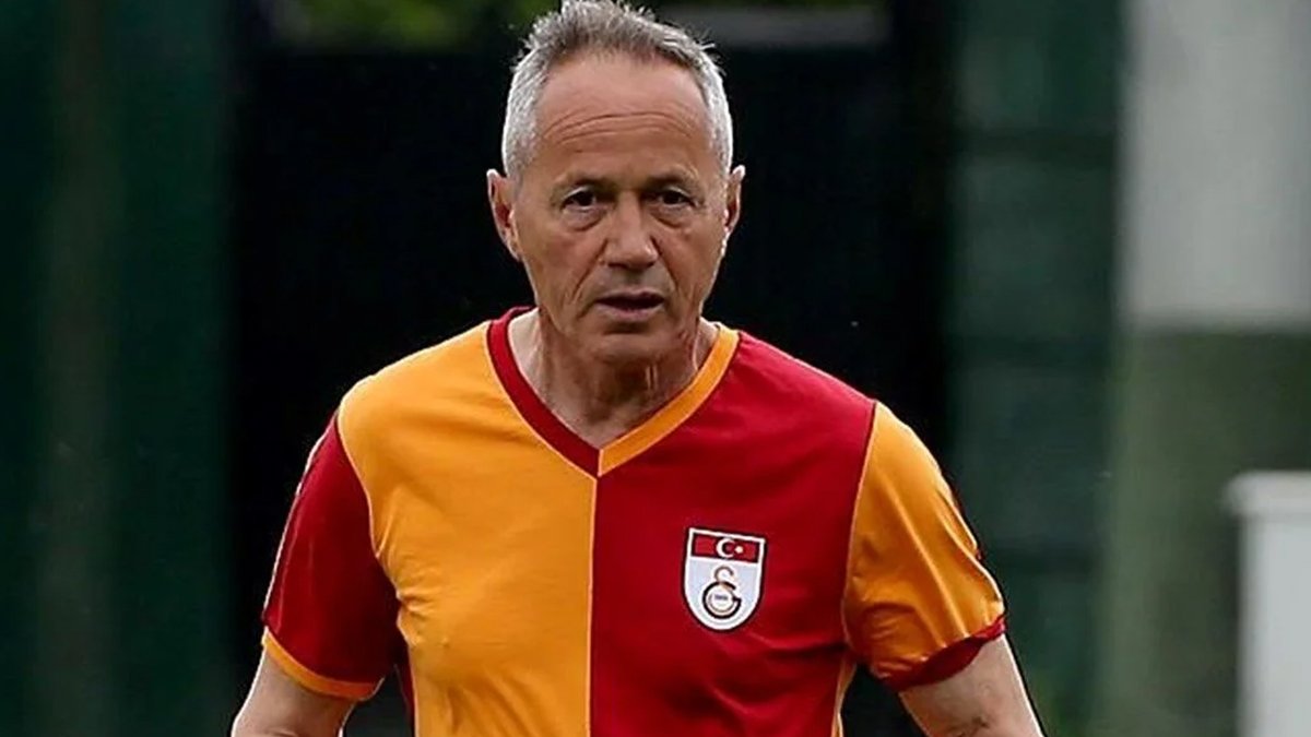 Prekazi Galatasaray'ın yıldızını yerden yere vurdu: Kendini süper futbolcu zannediyor! Okan hoca neden oynatıyor anlamıyorum