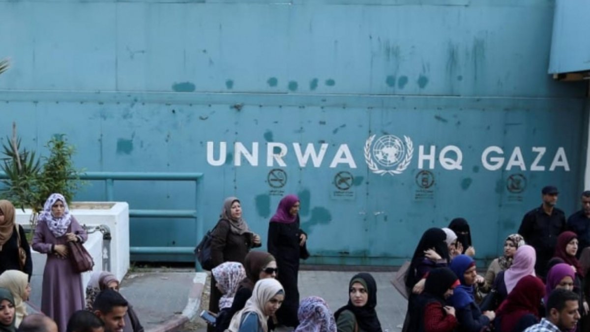 UNRWA: Gazze'de 260 bin çocuk uzaktan eğitime başladı