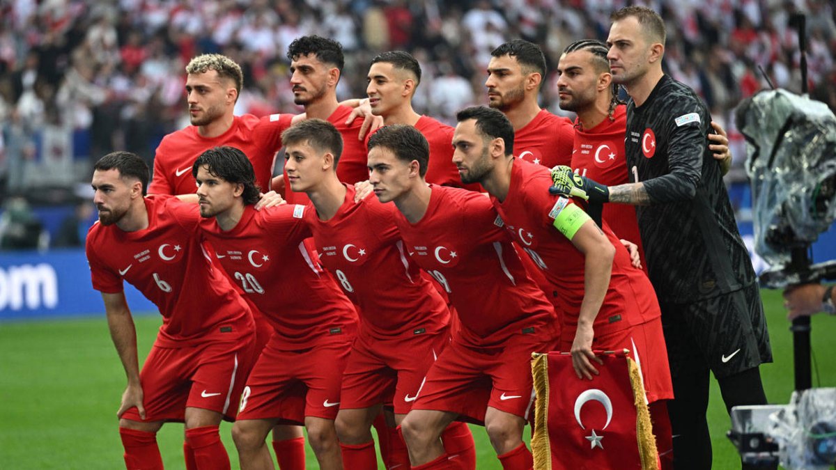 A Milli Futbol Takımı, 10 Haziran'da Meksika ile karşılaşacak: A Milli takım düzeyindeki ilk maç