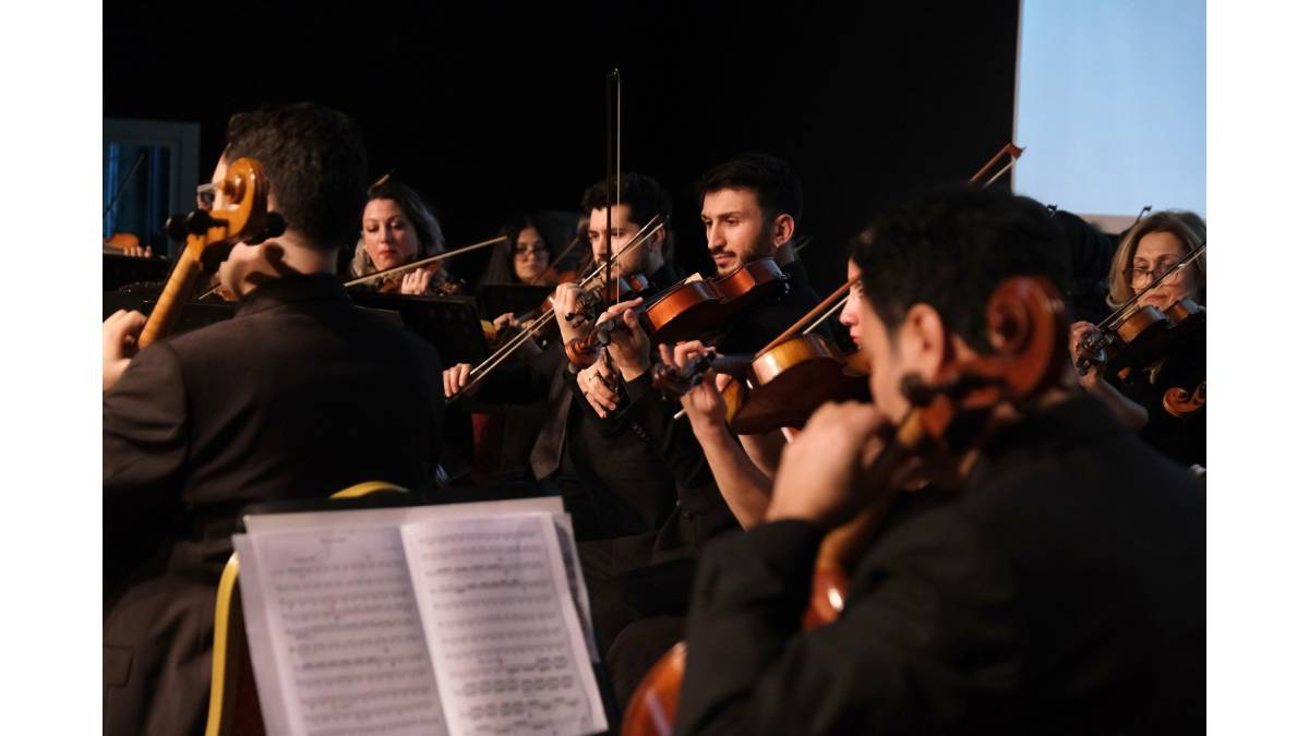 Filarmoni Orkestrası konseri büyüledi