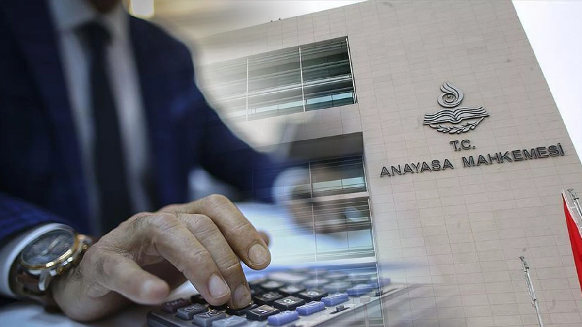 Son dakika... Anayasa Mahkemesi'nden emsal karar: İşe mazeretsiz gelmeyen memurların memuriyeti bitiyor mu?