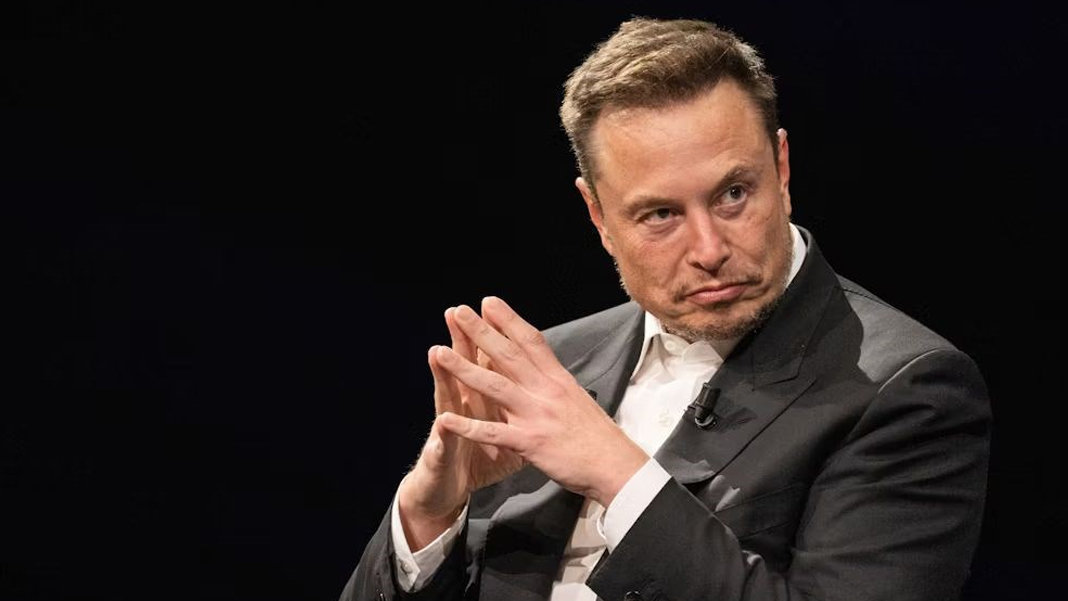 Musk: Özelleştirilebilecek her şeyi özelleştirmeliyiz