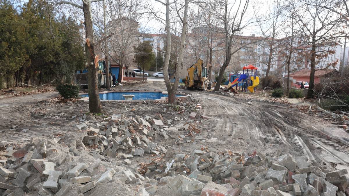 Kaletepe’nin atıl durumdaki parkı yenileniyor