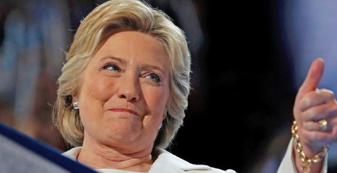 Hillary Clinton'un gizli e-postaları yayınlanacak