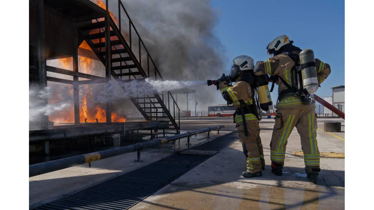 Kadınların her zorluğun üzerinden gelebileceğini gösterdiler! İşte İzmir'in cesur kadınları...