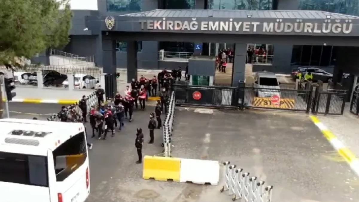 'Borsa ve kripto yatırımı' vaadiyle 387 milyon lira dolandırıcılık: 22 kişi tutuklandı