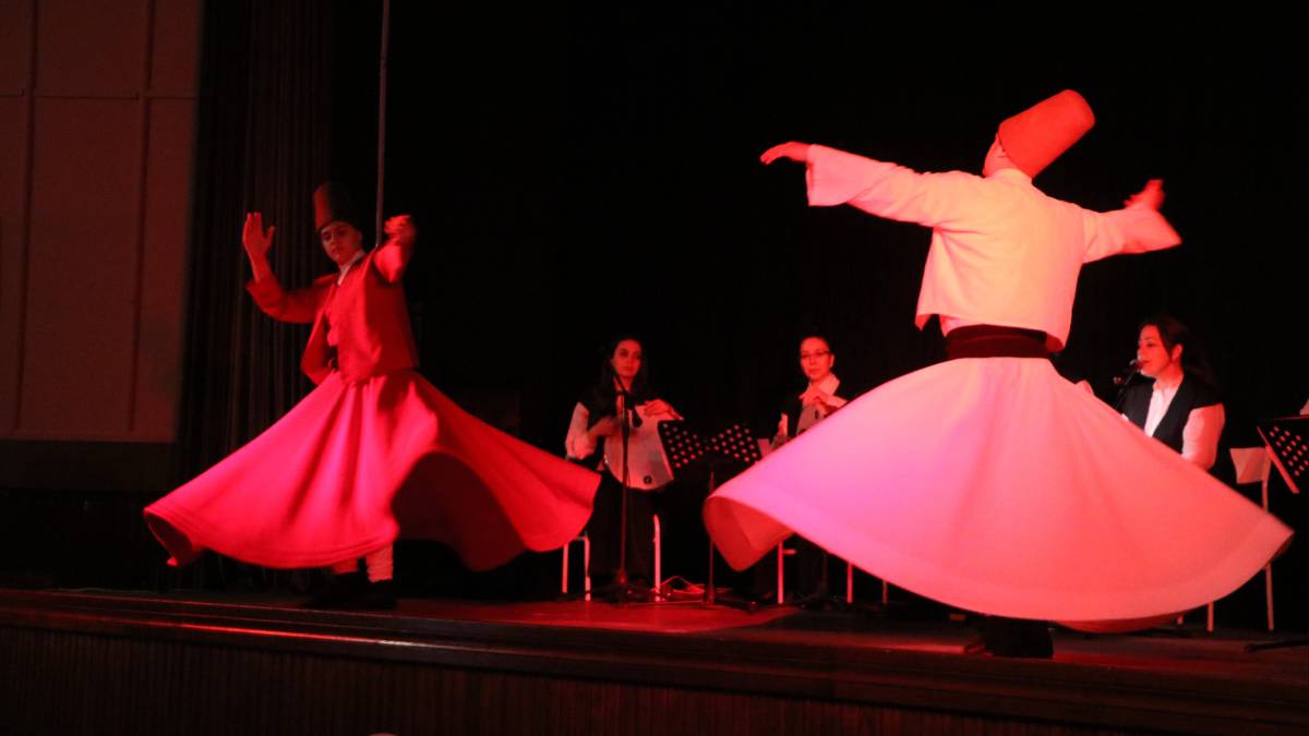 Söke’de Tasavvuf Müziği ve Semazen gösterisi ilgi gördü