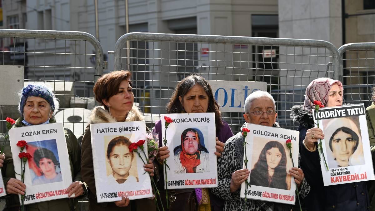 Cumartesi Anneleri 1041. haftada: Gözaltında kaybolan kadınları unutmayacağız