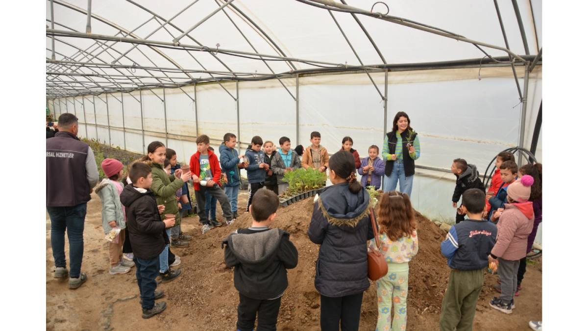 BAÇEM’den minik öğrencilere bitki eğitimi