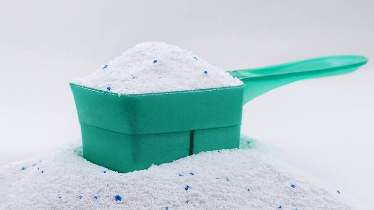 Reklam Kurulu’ndan Ariel’e ceza: 'Tek yıkamada çıkar' denilen leke sekiz yıkamada çıktı