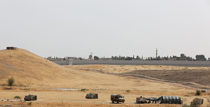 PKK'nın Sincar'daki yeni taktiği: Irak bayrağı asmaya başladılar