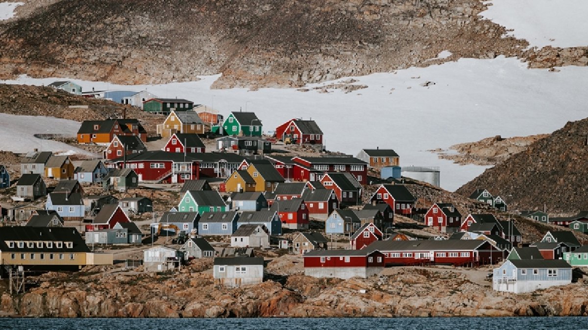 Trump’ın hedefindeki Grönland’da halk yarın sandık başına gidecek