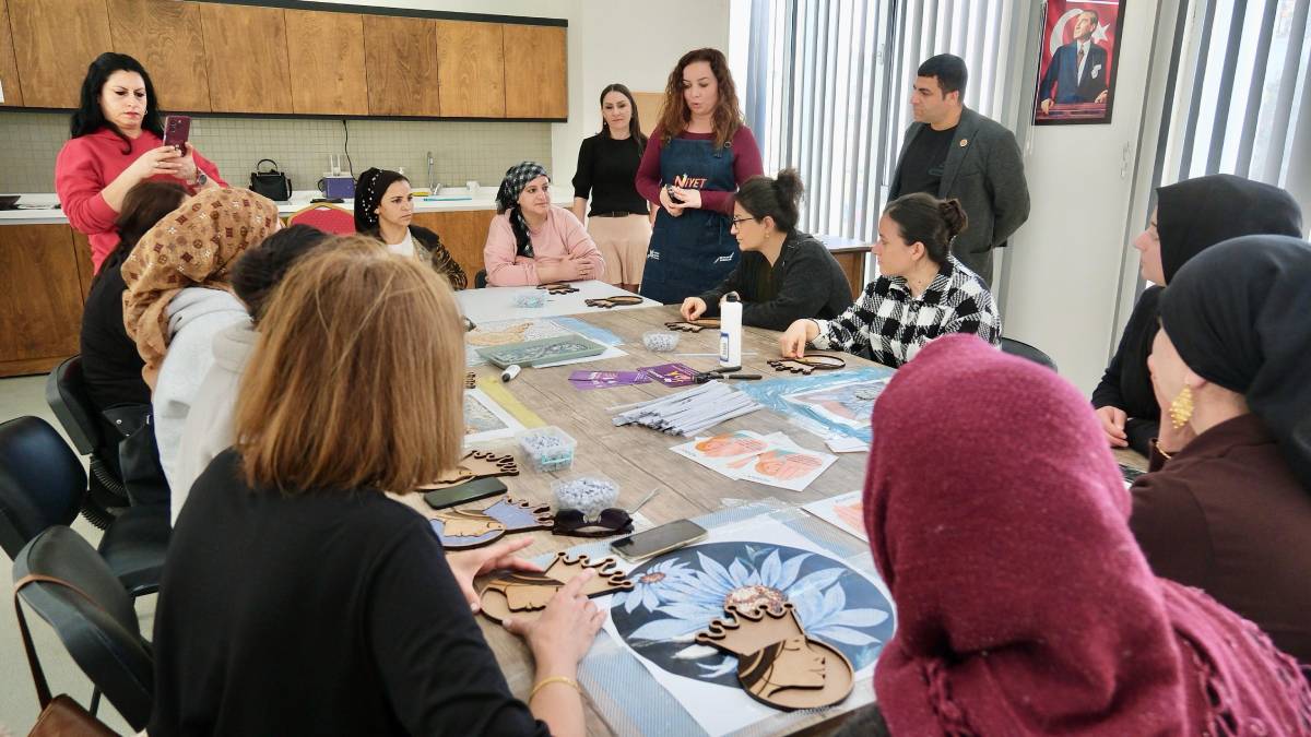 8 Mart Dünya Kadınlar Günü etkinlikleri sürüyor